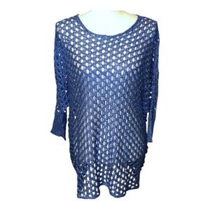Simply Noelle women’s blue crochet top with sequins